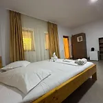 Casa Maya Mamaia Nord 3*